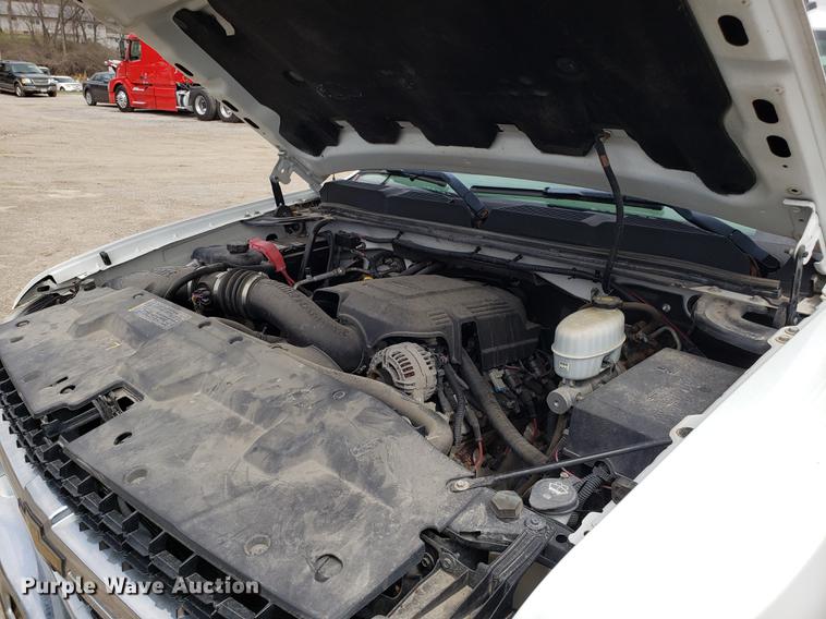 image for item DD4069 2008 Chevrolet Silverado 2500HD Ext. Cab flatbed pickup truck