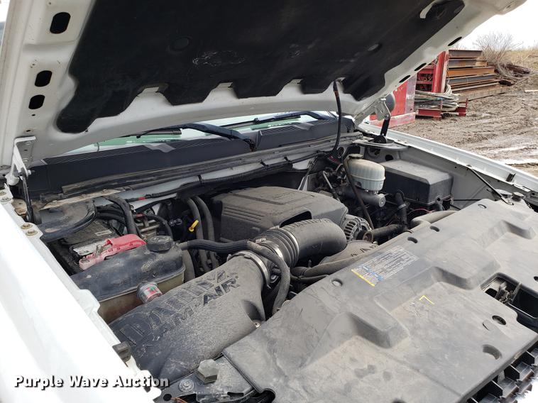 image for item DD4069 2008 Chevrolet Silverado 2500HD Ext. Cab flatbed pickup truck