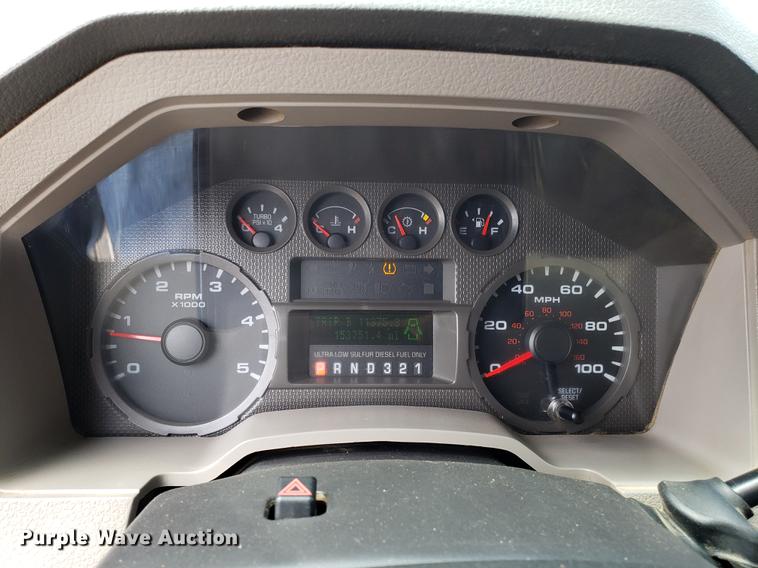 image for item DD4070 2010 Ford F250 Super Duty Crew Cab pickup truck