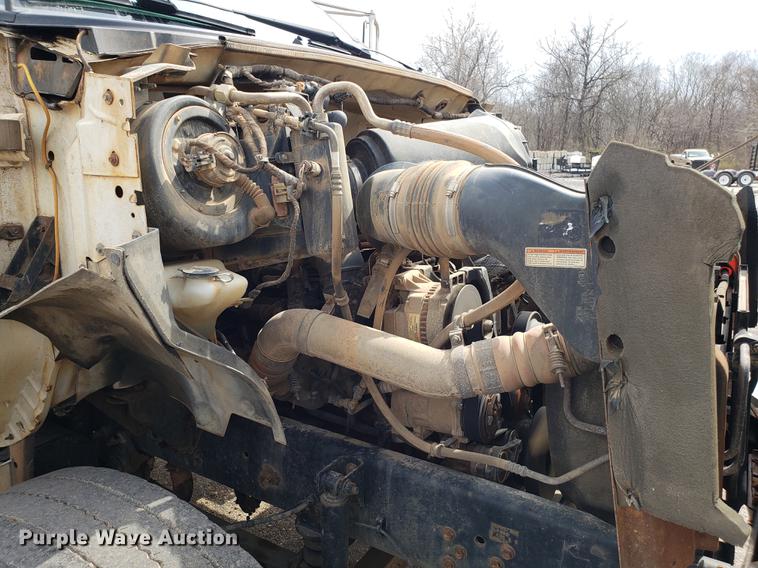 image for item DD4079 2006 Ford F650 Super Duty dump truck