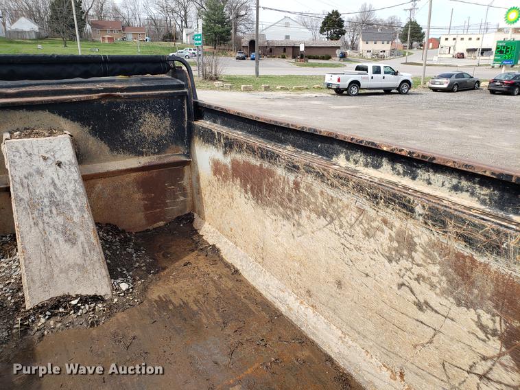 image for item DD4079 2006 Ford F650 Super Duty dump truck