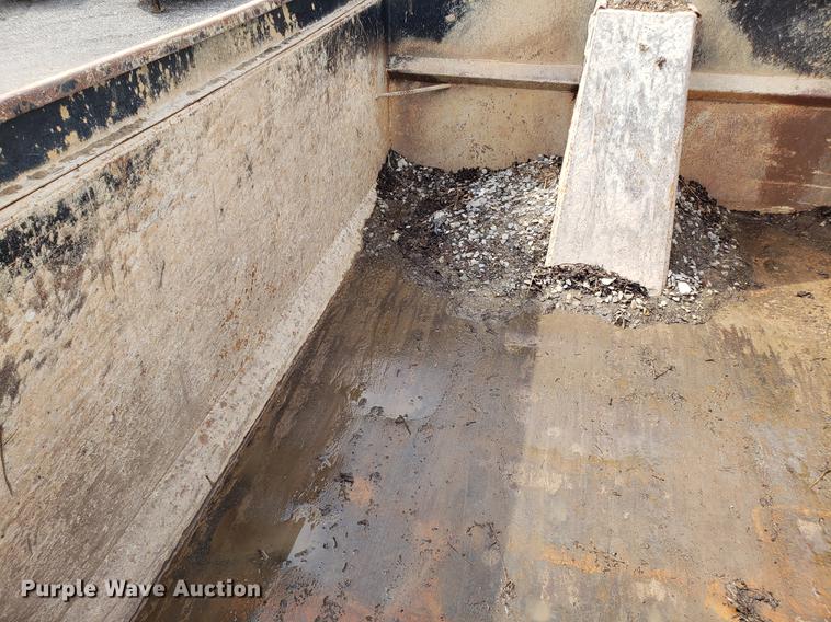 image for item DD4079 2006 Ford F650 Super Duty dump truck