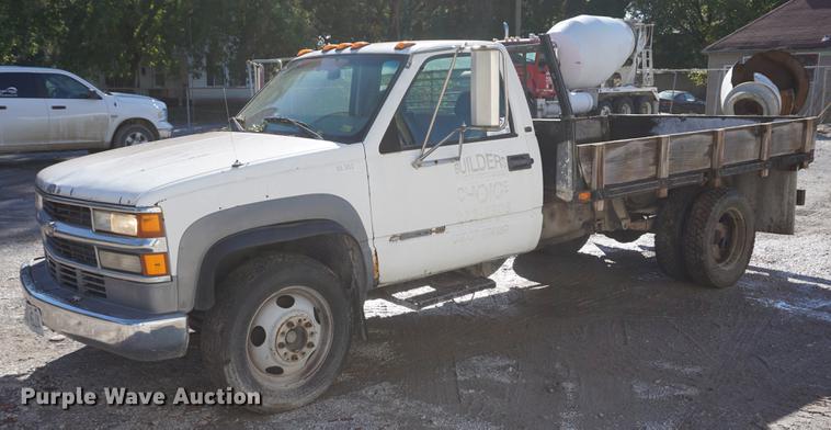 image for item DD6650 1997 Chevrolet 3500HD flatbed pickup truck