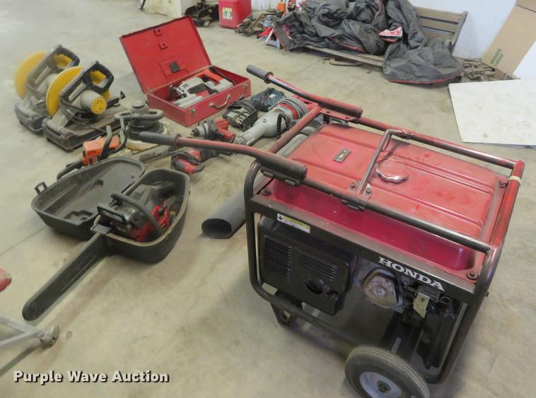 image for item DD6928 Tools