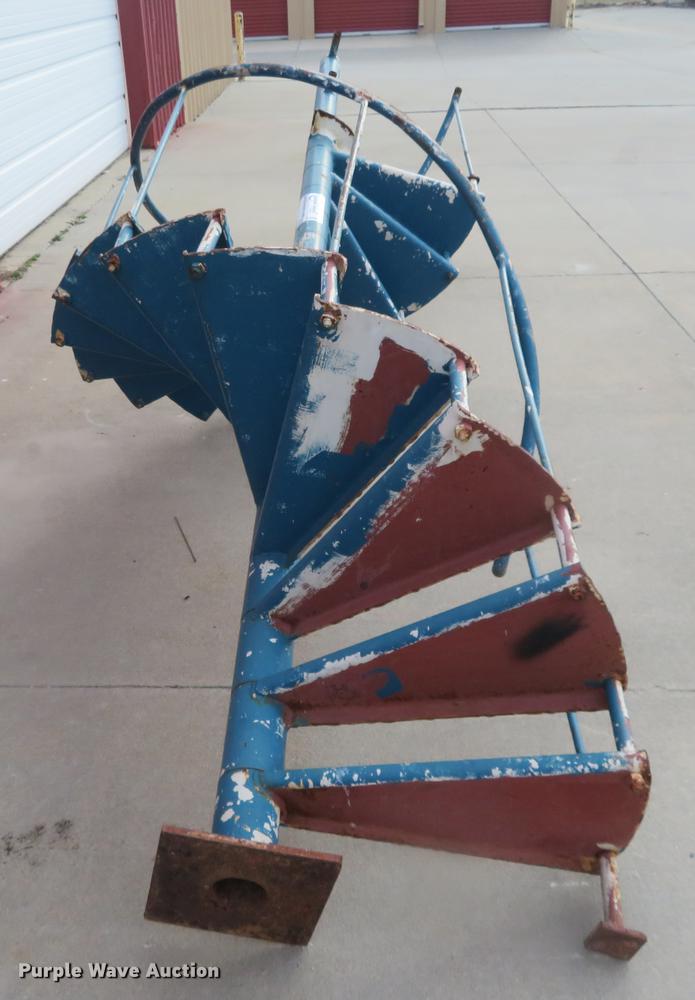 image for item DD6929 Spiral staircase