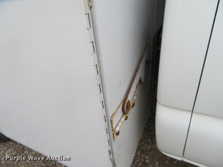 image for item DD6930 2006 Chevrolet Silverado 3500 Ext. Cab utility bed pickup truck