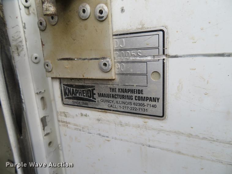 image for item DD6930 2006 Chevrolet Silverado 3500 Ext. Cab utility bed pickup truck