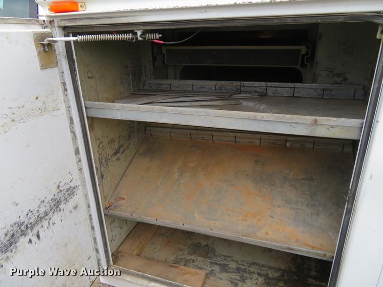 image for item DD6930 2006 Chevrolet Silverado 3500 Ext. Cab utility bed pickup truck