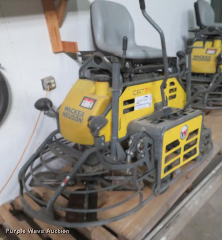 image for item DD6933 Wacker Neuson CRT36 trowel