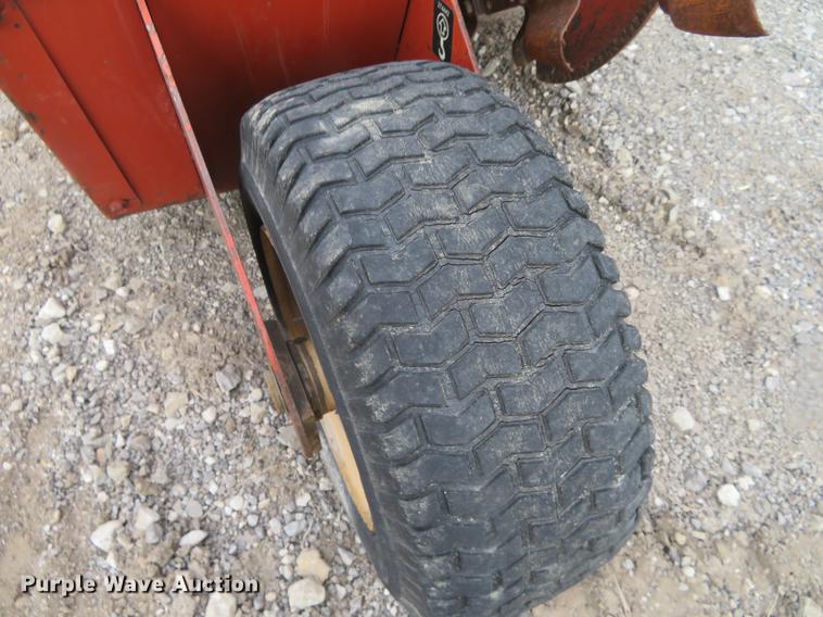 image for item DD6935 Ditch Witch 1820 trencher