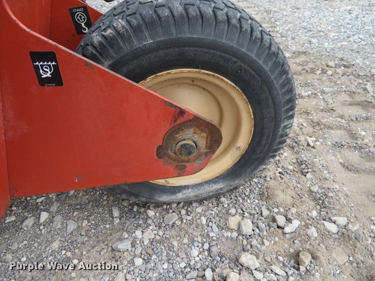 image for item DD6935 Ditch Witch 1820 trencher