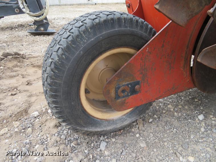 image for item DD6935 Ditch Witch 1820 trencher