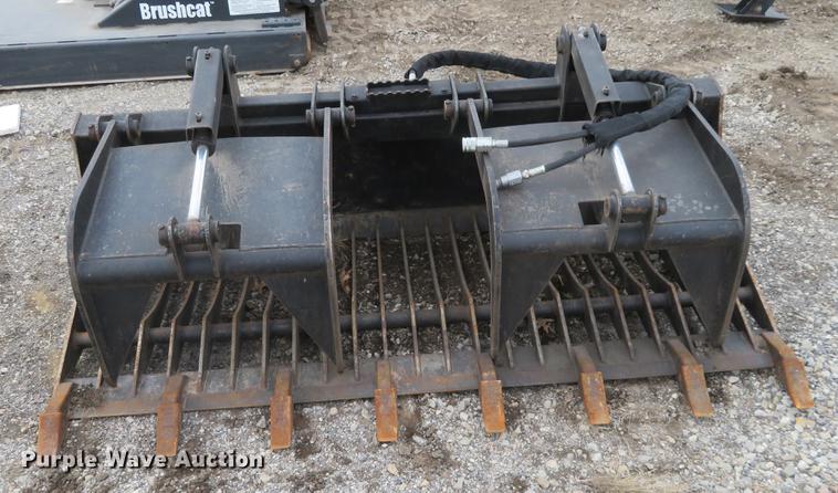 image for item DD6936 Rock grapple bucket