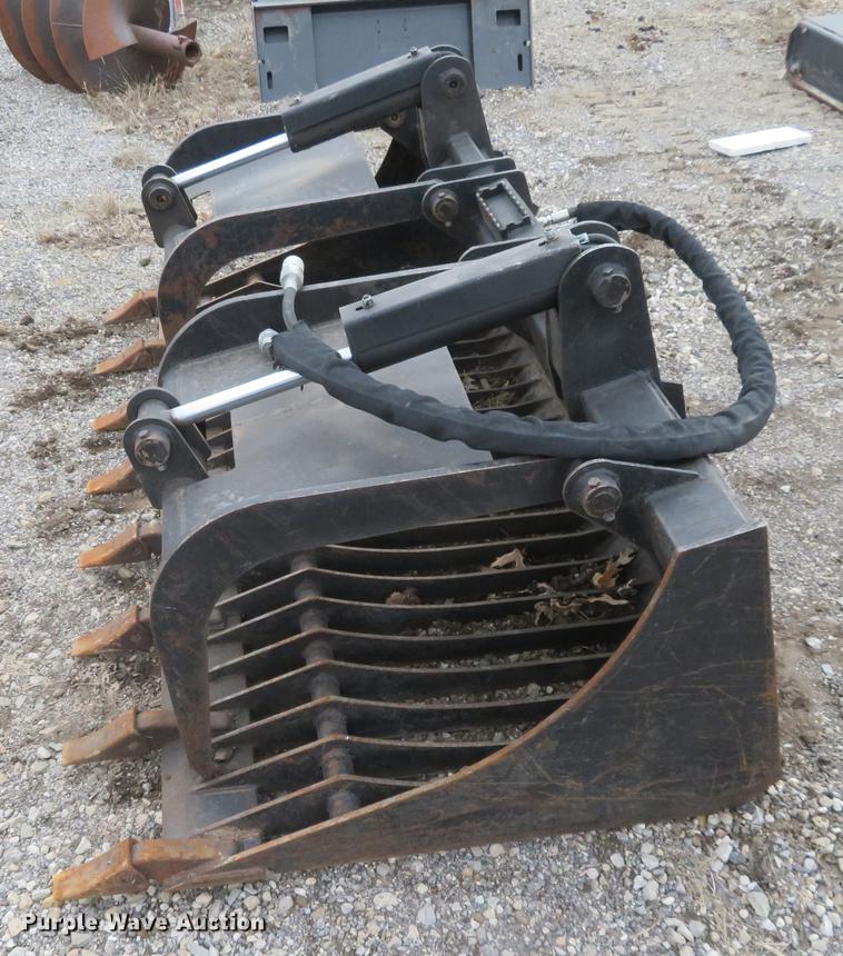 image for item DD6936 Rock grapple bucket