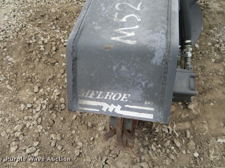 image for item DD6939 Melroe stump grinder