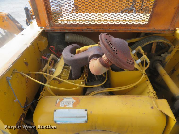 image for item DD6940 Case Davis TF700 trencher