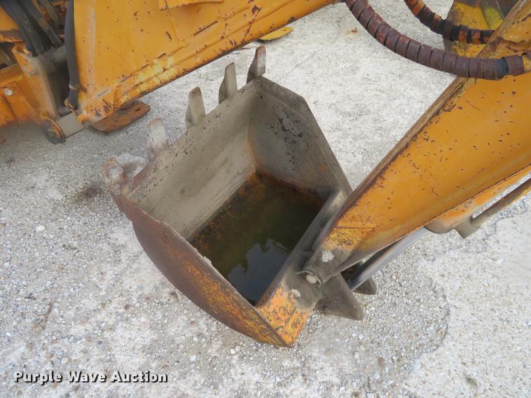 image for item DD6941 Case Davis TF700 trencher