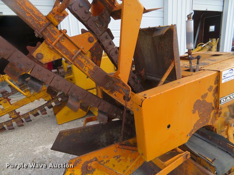 image for item DD6941 Case Davis TF700 trencher