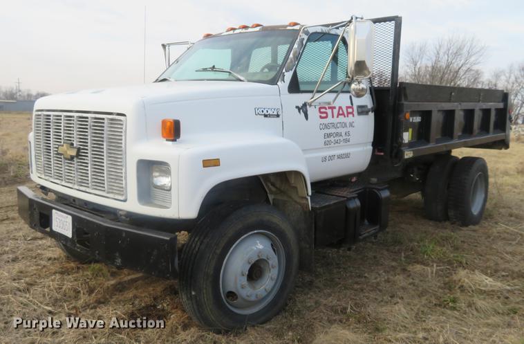 image for item DD6942 1993 Chevrolet Kodiak C6500 dump truck