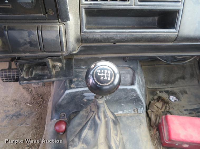 image for item DD6942 1993 Chevrolet Kodiak C6500 dump truck