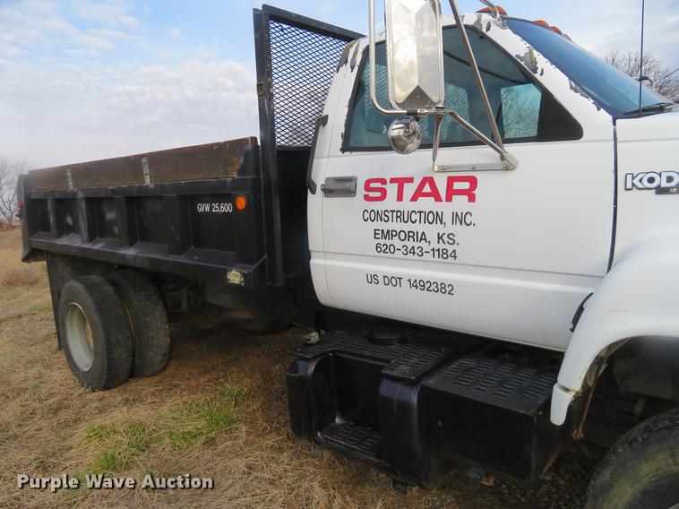 image for item DD6942 1993 Chevrolet Kodiak C6500 dump truck
