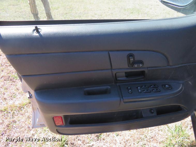 image for item DD6953 2005 Ford Crown Victoria Police Interceptor