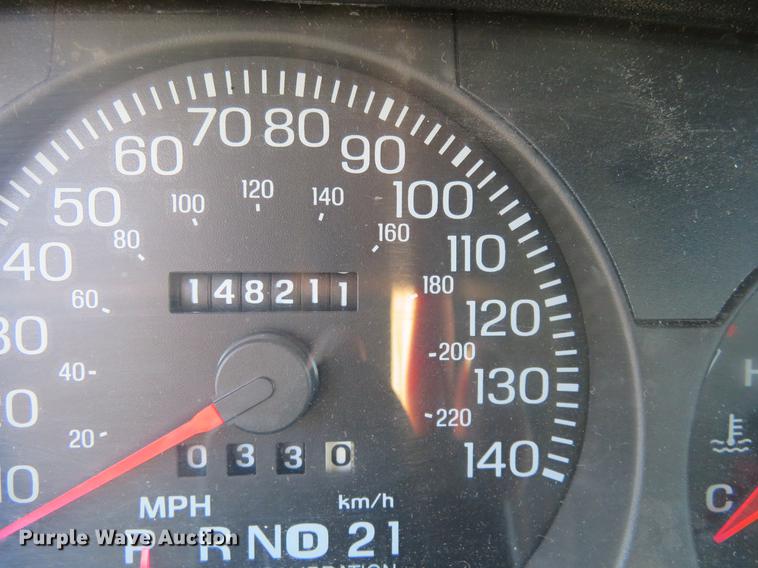 image for item DD6953 2005 Ford Crown Victoria Police Interceptor