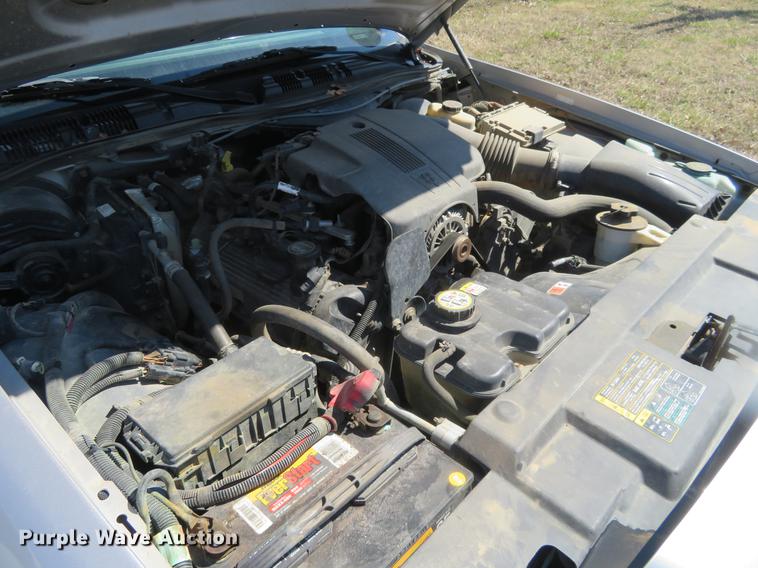 image for item DD6953 2005 Ford Crown Victoria Police Interceptor