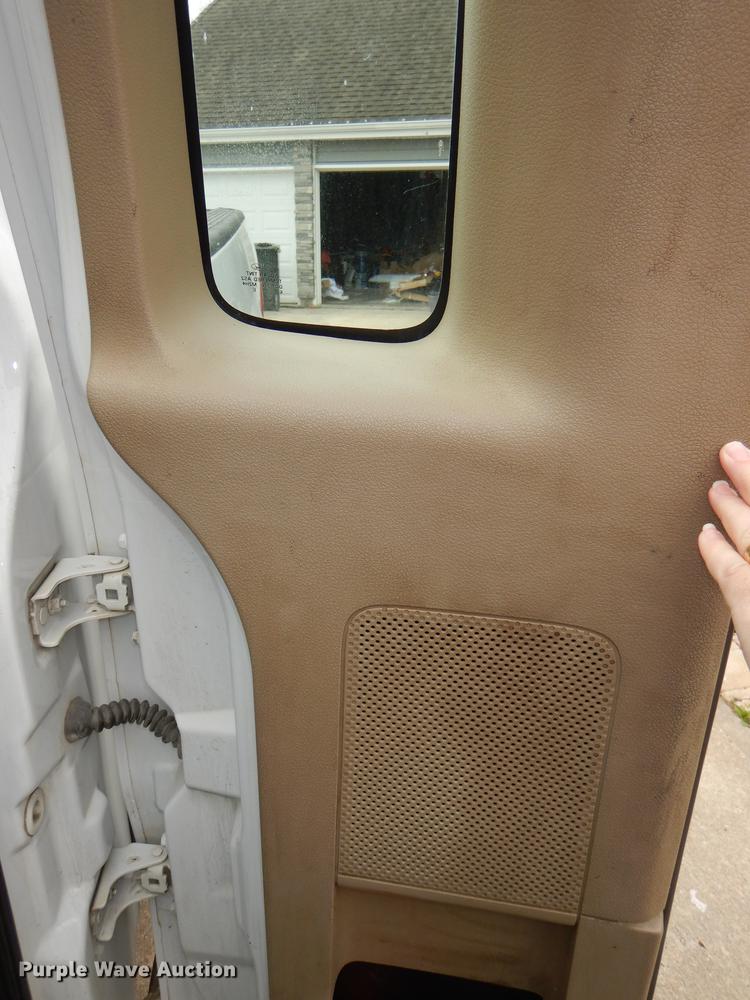 image for item DE0077 2006 Ford F150 XL pickup truck