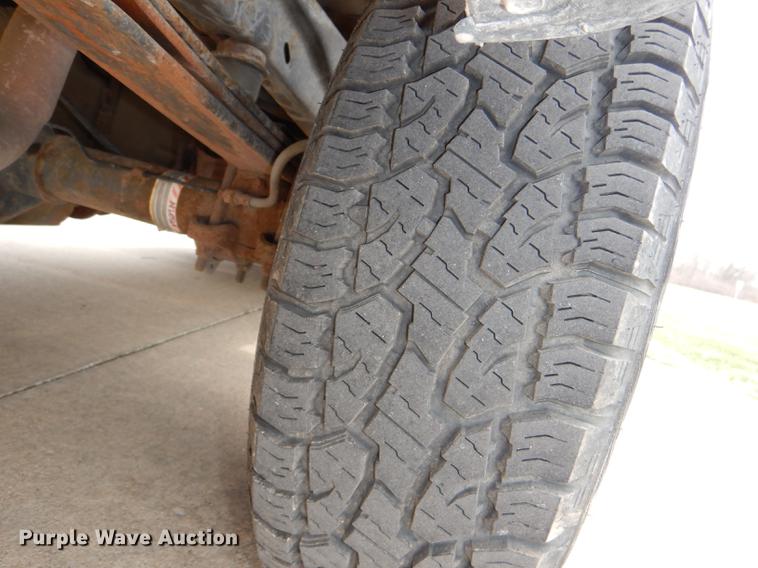 image for item DE0077 2006 Ford F150 XL pickup truck