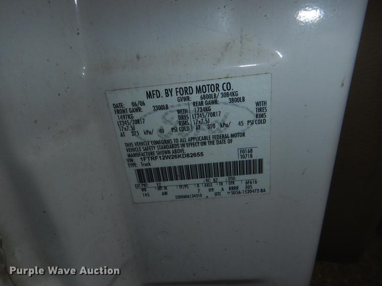 image for item DE0077 2006 Ford F150 XL pickup truck