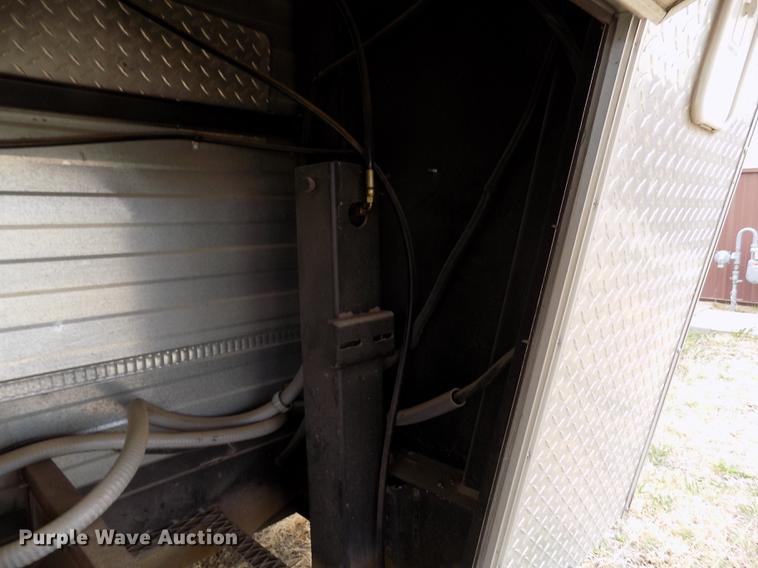 image for item DE1112 2009 Forest River Work and Play camper