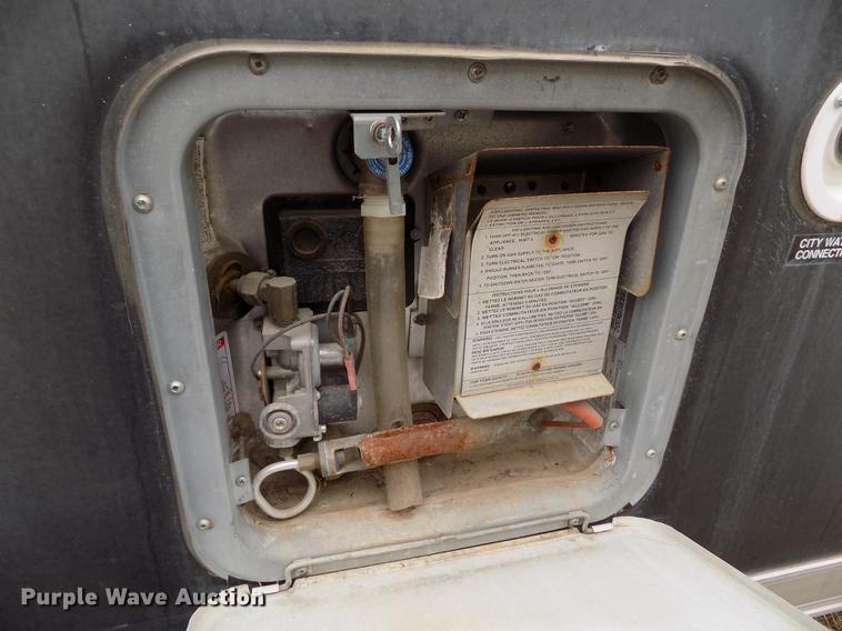 image for item DE1112 2009 Forest River Work and Play camper