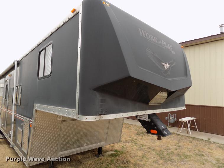 image for item DE1112 2009 Forest River Work and Play camper