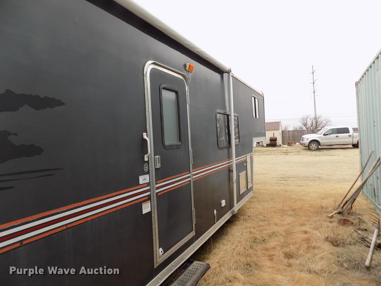 image for item DE1112 2009 Forest River Work and Play camper