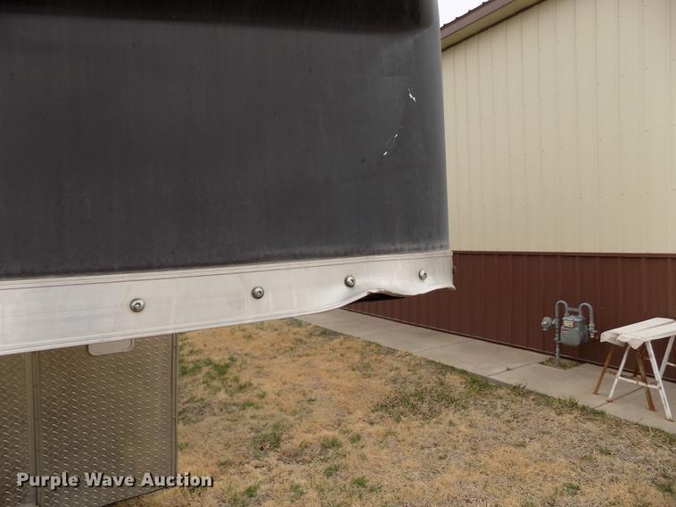 image for item DE1112 2009 Forest River Work and Play camper