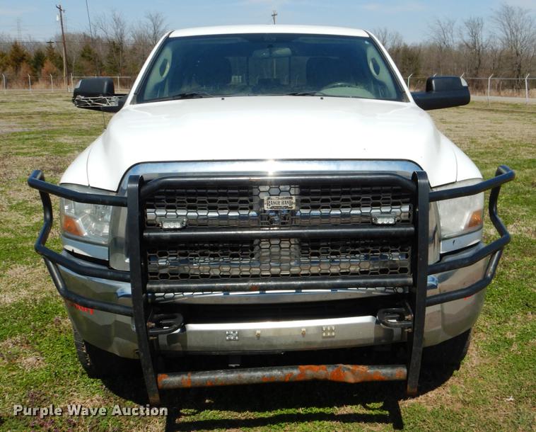 image for item DE3866 2011 Dodge Ram 2500 Crew Cab pickup truck