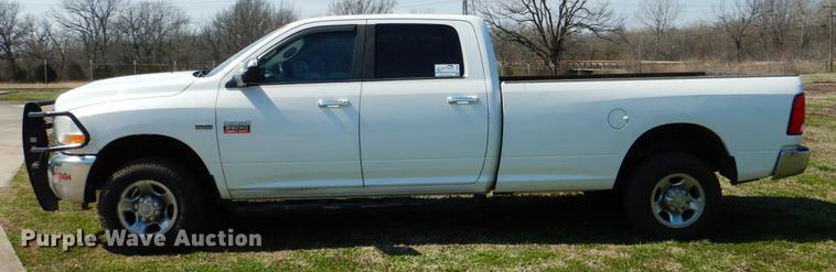 image for item DE3866 2011 Dodge Ram 2500 Crew Cab pickup truck
