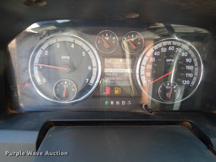 image for item DE3866 2011 Dodge Ram 2500 Crew Cab pickup truck