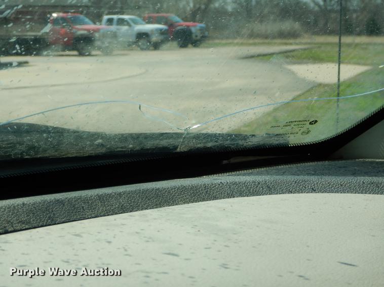 image for item DE3866 2011 Dodge Ram 2500 Crew Cab pickup truck