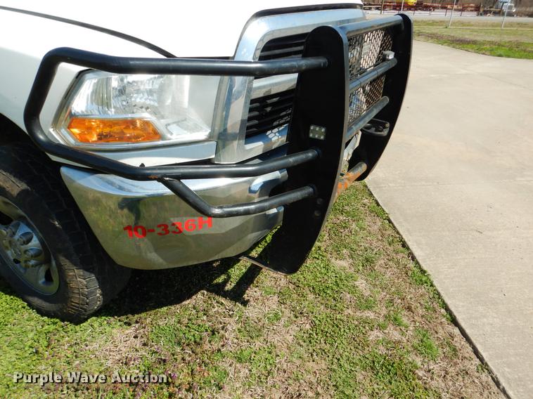 image for item DE3866 2011 Dodge Ram 2500 Crew Cab pickup truck