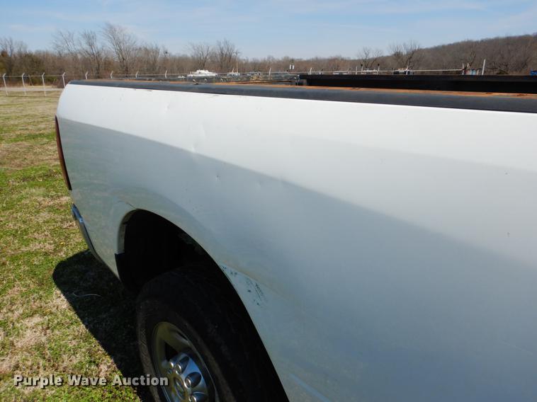 image for item DE3866 2011 Dodge Ram 2500 Crew Cab pickup truck