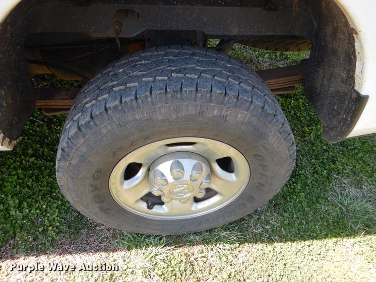 image for item DE3866 2011 Dodge Ram 2500 Crew Cab pickup truck