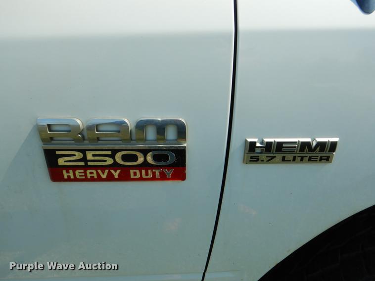 image for item DE3866 2011 Dodge Ram 2500 Crew Cab pickup truck