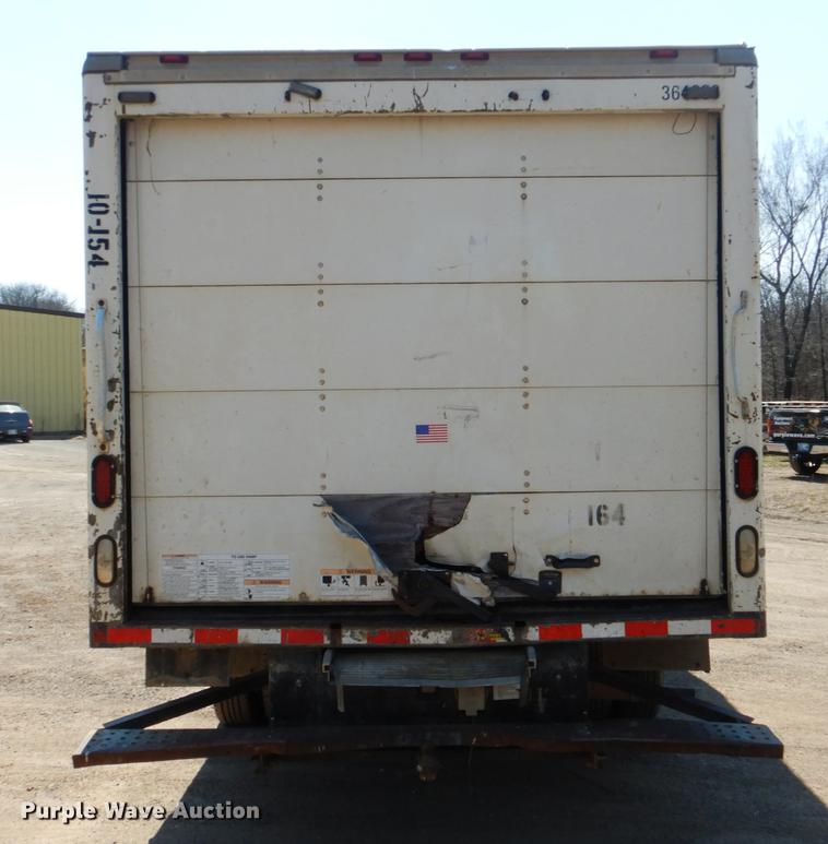 image for item DE3867 2000 Ford Econoline E350 box truck