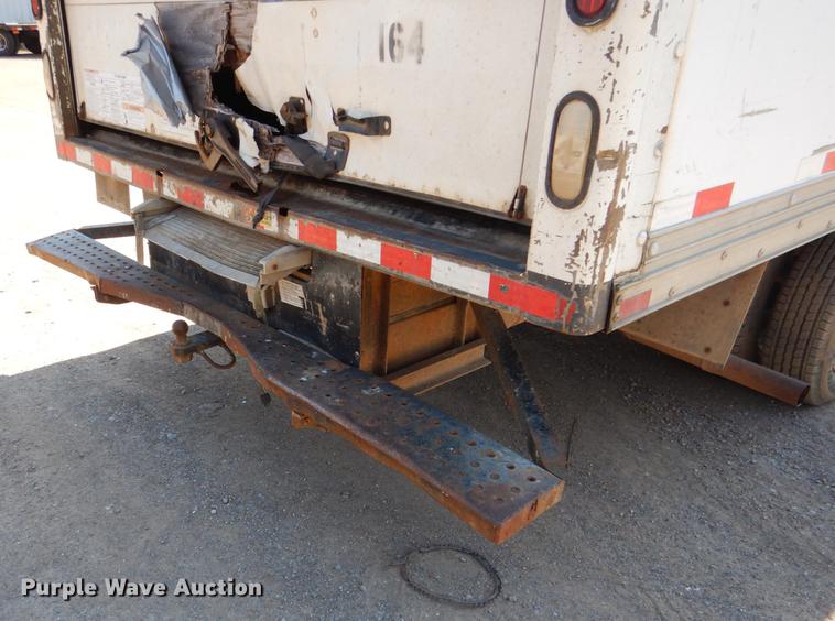 image for item DE3867 2000 Ford Econoline E350 box truck