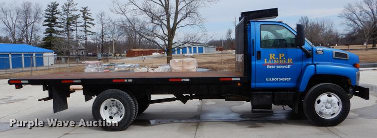 image for item DE6044 2005 GMC C7500 dump flatbed truck