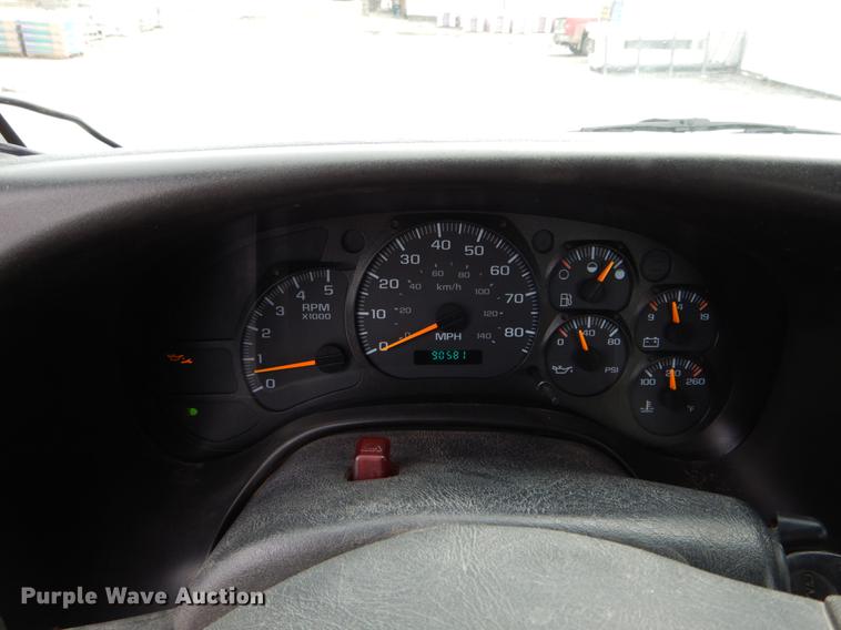 image for item DE6044 2005 GMC C7500 dump flatbed truck