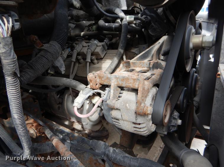 image for item DE6044 2005 GMC C7500 dump flatbed truck