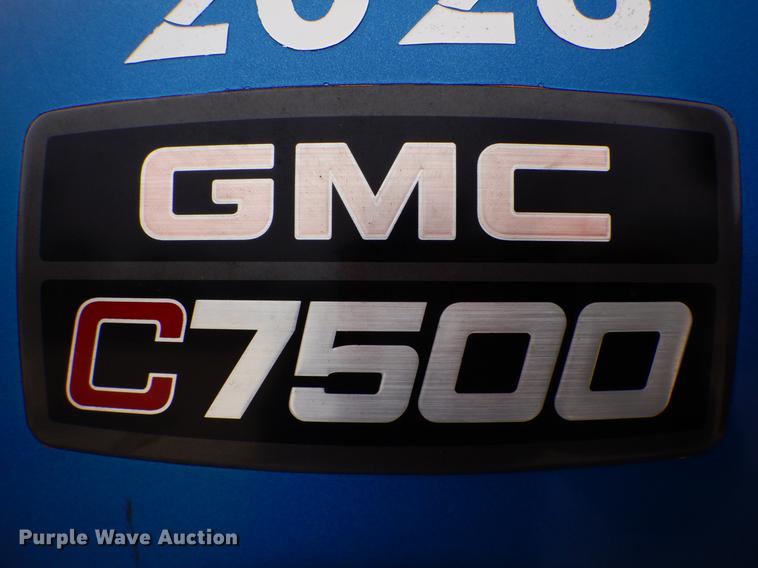 image for item DE6044 2005 GMC C7500 dump flatbed truck